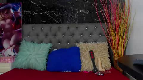 NALAROY online show from January 8, 2025, 10:26 am