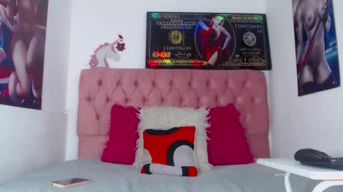 NALAROY online show from December 20, 2025, 5:14 am