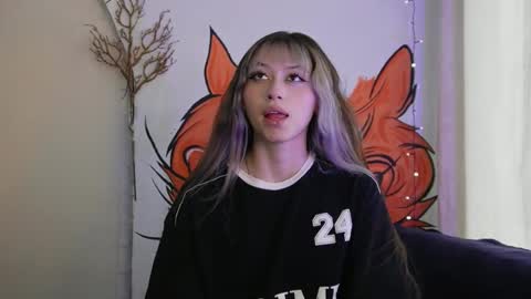 nami_smith online show from January 25, 2025, 7:49 pm