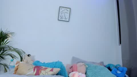 N A M I    -   OF  namibergmant online show from January 17, 2025, 3:12 am