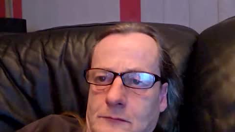 Snapshot of namorreyeb chatting on January 6, 2026, 5:05 pm namorreyeb online show from January 6, 2026, 5:05 pm