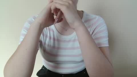 Nana online show from April 21, 2026, 6:09 am