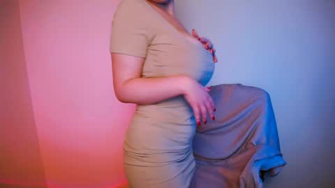 your candy  online show from December 5, 2024, 3:28 pm