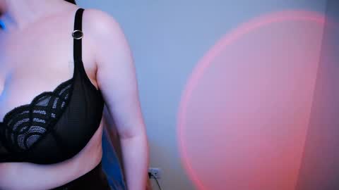 your candy  online show from January 26, 2025, 10:23 am