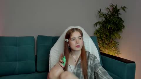 Maeve online show from February 17, 2025, 2:59 pm