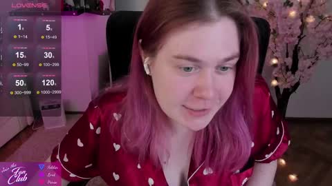 Snapshot of nancy_sun_ chatting on February 19, 2025, 3:05 pm Nancy online show from February 19, 2025, 3:05 pm