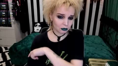 Nancy online show from November 5, 2025, 11:27 pm