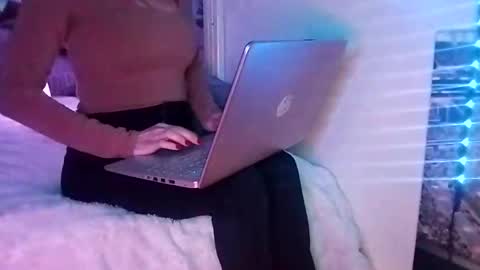 Snapshot of nancyybonita chatting on January 18, 2025, 2:36 am nancyybonita online show from January 18, 2025, 2:36 am