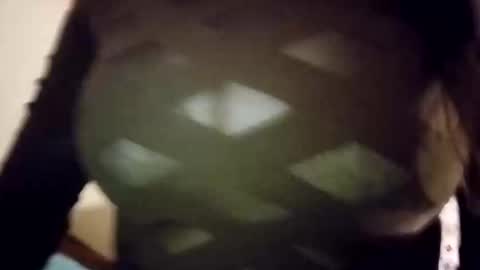 nancyybonita online show from April 29, 2026, 5:22 am