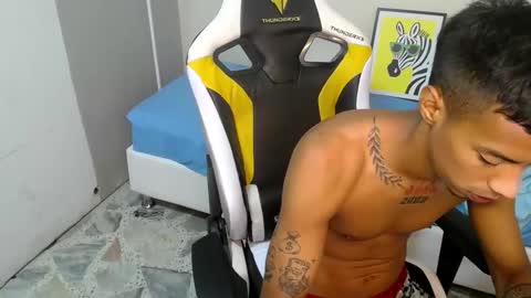 nando_col online show from October 28, 2025, 11:25 am