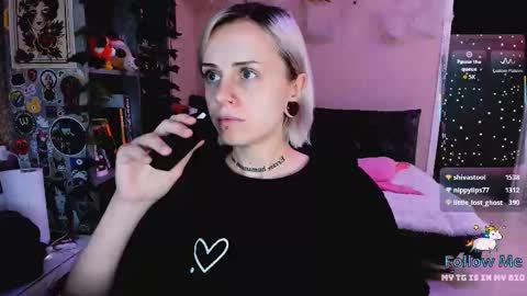 Monday-Friday 12-4 AM and 6-9 AM New York time online show from November 23, 2025, 8:19 pm