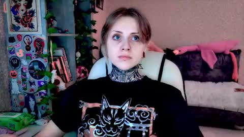 Snapshot of nanitamoore chatting on August 3, 2026, 7:50 pm Monday-Friday 12-4 AM and 6-9 AM New York time online show from August 3, 2026, 7:50 pm