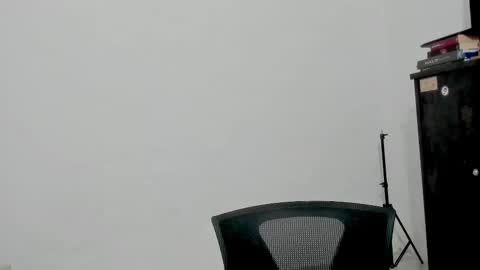  Naoko  online show from November 17, 2025, 12:05 am