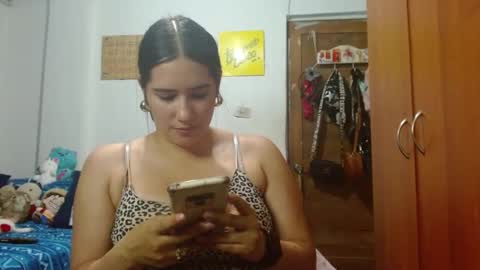 naomi_d online show from February 20, 2025, 11:54 pm
