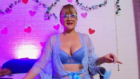 Naomi online show from September 21, 2025, 12:07 pm
