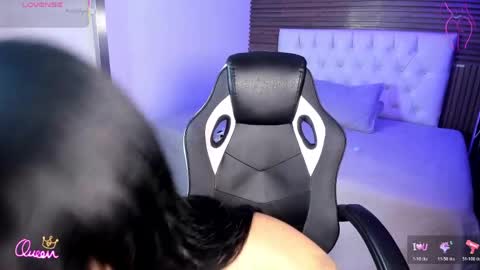 Naomi Frost online show from April 8, 2026, 1:55 pm