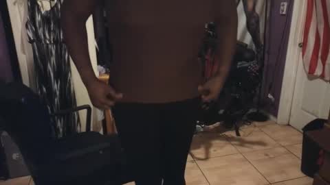 Naomi online show from December 3, 2025, 1:46 am