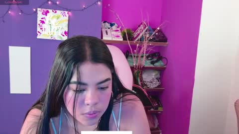 Nahomi online show from May 19, 2026, 4:35 pm