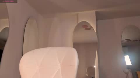 Snapshot of naomisainz chatting on September 23, 2025, 1:03 pm Naomi online show from September 23, 2025, 1:03 pm