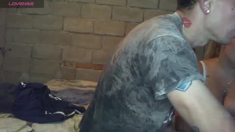 Snapshot of naomisimon chatting on December 30, 2024, 2:30 pm bellas2012 online show from December 30, 2024, 2:30 pm