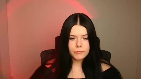 Snapshot of naomivibes chatting on October 24, 2025, 6:37 pm Naomi online show from October 24, 2025, 6:37 pm