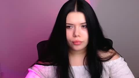 Snapshot of naomivibes chatting on November 10, 2025, 6:23 am Naomi online show from November 10, 2025, 6:23 am