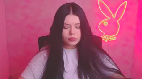 Snapshot of naomivibes chatting on November 11, 2025, 12:38 pm Naomi online show from November 11, 2025, 12:38 pm