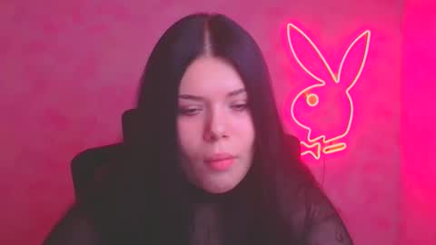 Snapshot of naomivibes chatting on November 19, 2025, 6:24 am Naomi online show from November 19, 2025, 6:24 am