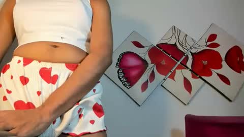 naomiwildburn online show from November 14, 2025, 9:13 pm