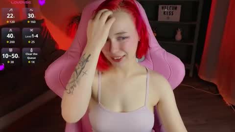 Naomi online show from November 11, 2025, 8:31 pm