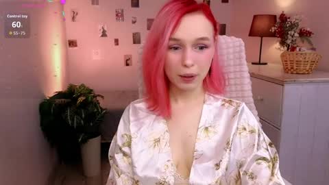 Naomi online show from April 4, 2026, 8:28 pm