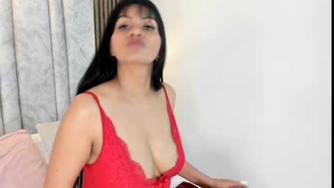 Naomy Smith online show from January 9, 2025, 12:35 am