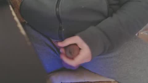 NapolICazzo online show from December 9, 2024, 8:11 am