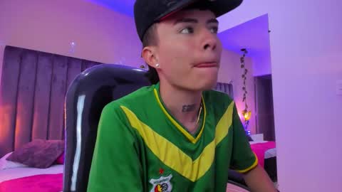 Nascary Fox online show from December 14, 2025, 2:00 pm