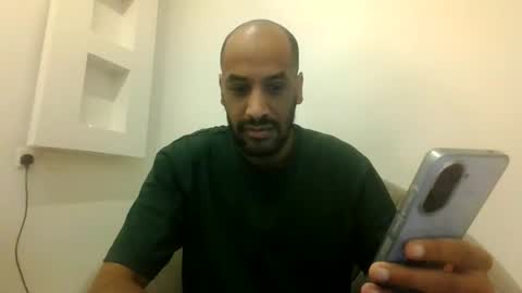 Snapshot of naslikme chatting on April 7, 2026, 8:31 pm nas online show from April 7, 2026, 8:31 pm