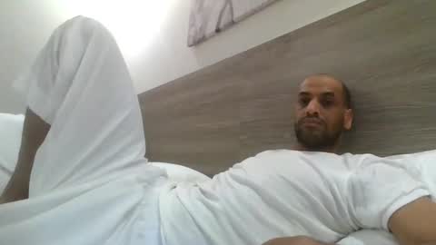 Snapshot of naslikme chatting on April 20, 2026, 3:42 am nas online show from April 20, 2026, 3:42 am