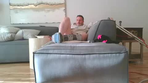 nassobout online show from April 25, 2026, 11:46 am