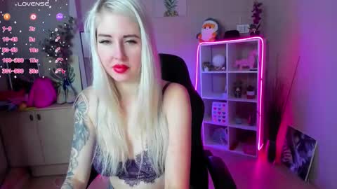 Snapshot of nastasya_cute chatting on February 10, 2026, 1:53 am Nastya online show from February 10, 2026, 1:53 am