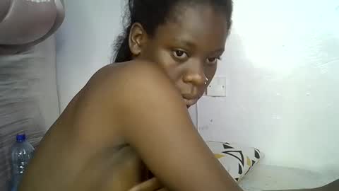 Snapshot of nasti_petite chatting on March 5, 2025, 7:05 am nasti_petite online show from March 5, 2025, 7:05 am