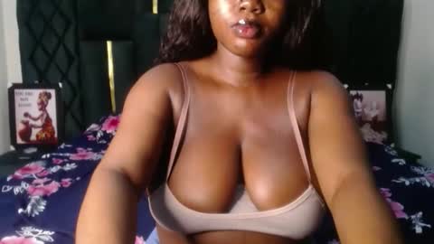 Amanda online show from December 3, 2025, 10:19 pm