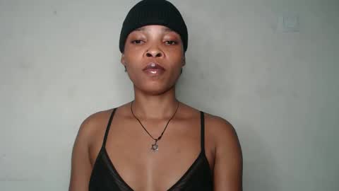 bella online show from November 6, 2025, 12:11 am