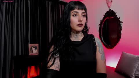 Goddess Alice online show from December 19, 2025, 7:15 am