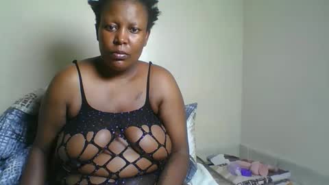 Paula online show from September 25, 2025, 5:05 pm