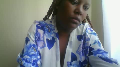 Paula online show from November 9, 2025, 9:29 am