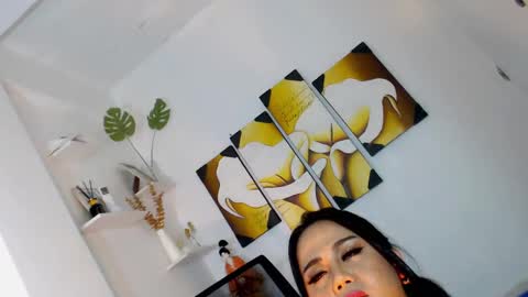 VALERIA online show from March 6, 2025, 2:08 pm