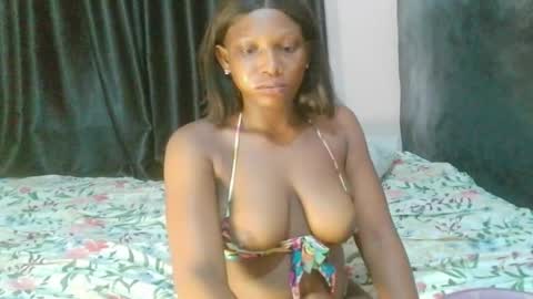 Nastybadgirlxx online show from May 6, 2026, 12:43 pm