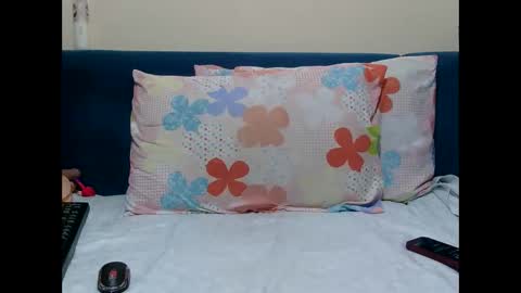 Snapshot of nastybella_1 chatting on November 18, 2025, 7:24 am Bella online show from November 18, 2025, 7:24 am