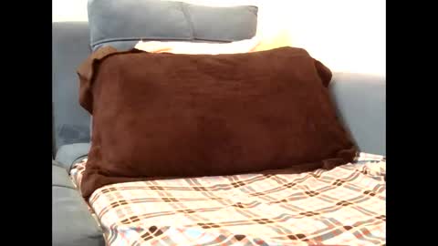 Bella online show from April 7, 2026, 8:04 am