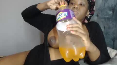 Kim online show from November 23, 2025, 11:26 pm