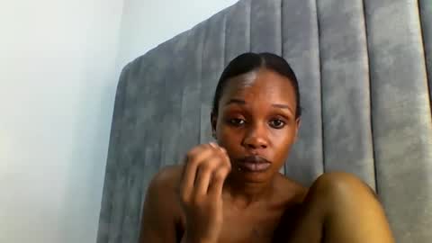 nastydiva1 online show from May 7, 2026, 5:40 pm